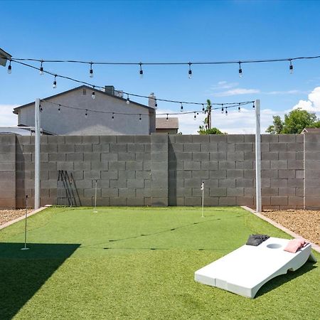Mini Golf Fire Pit Pool Game Room Chandler Exterior foto